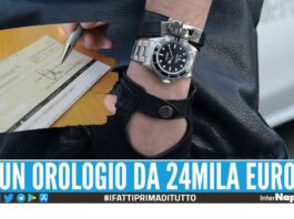 Compra un Rolex con un assegno falso, beccato 37enne di Napoli
