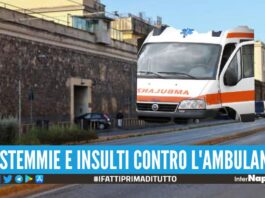 I medici del 118 insultati in strada a Napoli, stavano soccorrendo una persona