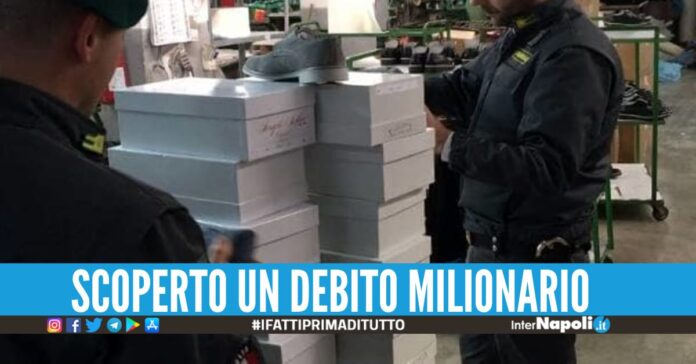 Sequestrati 260mila euro e i macchinari in 3 fabbriche di scarpe a Grumo Nevano