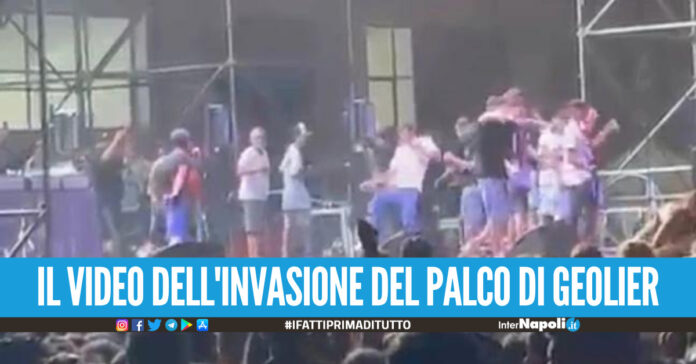 Geolier costretto a lasciare il palco 