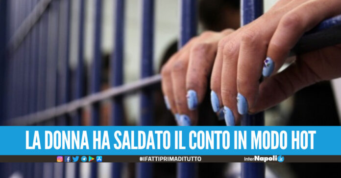 Ha 70mila euro di debiti col pusher, la donna pubblica un film porno per pagare la droga