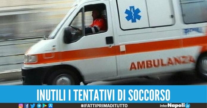 tragedia a mugnano si lancia dal balcone
