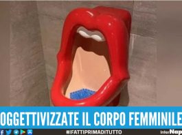 E' polemica sugli orinatoi a forma di bocca di donna in una palestra di Torino.