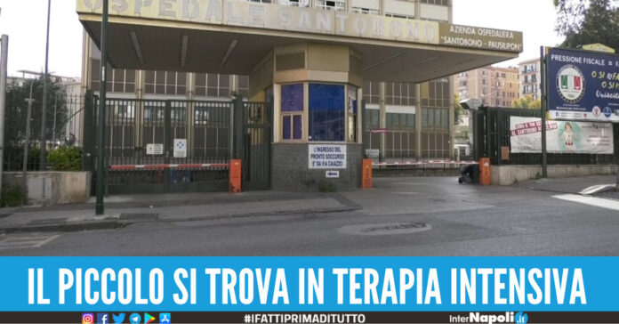 bimbo ingerisce pila santobono