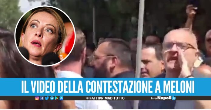 Meloni contestata a Caivano