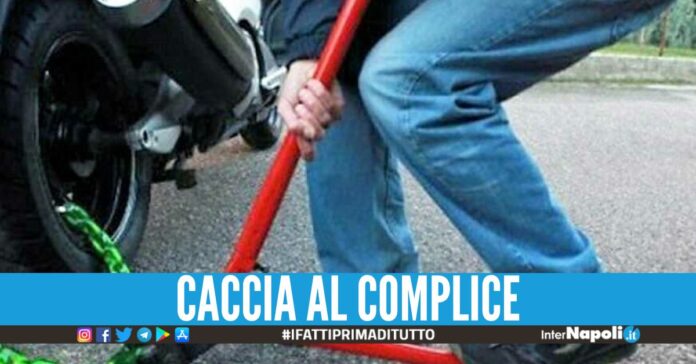 Viaggio in Costiera per rubare i motorini, 32enne arrestato a Casalnuovo