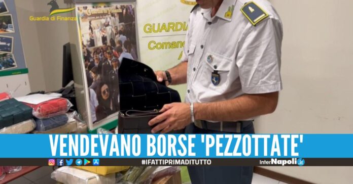 Borse false di Bottega Veneta scoperte nei negozi di Salerno e Avellin.  I militari del Nucleo di Polizia Economico Finanziaria della G.