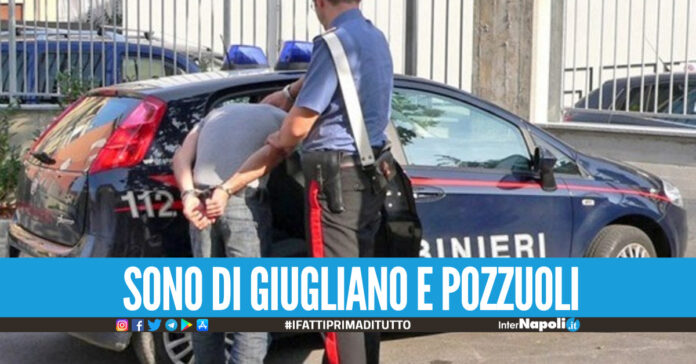 Due 17enni in fuga dal posto di blocco, erano armati preso dopo un inseguimento