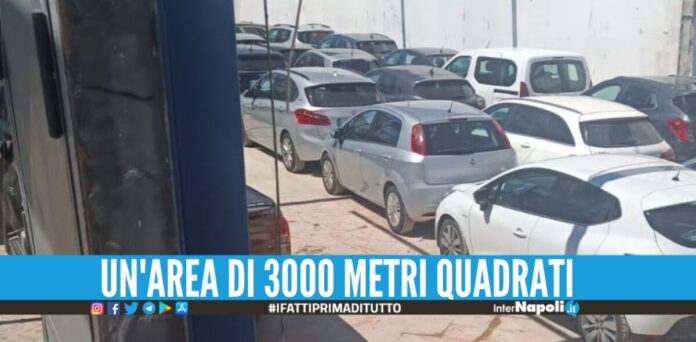 La polizia locale di Napoli hanno Scoperta un'area di sosta abusiva nei pressi dell'aeroporto di Capodichino dalla polizia locale di Napoli