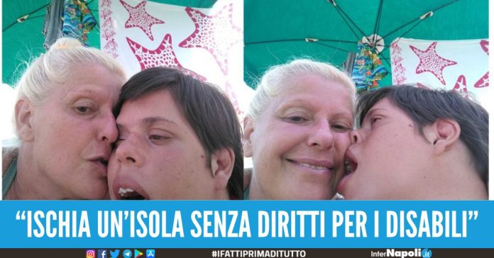 vergogna in spiaggia ischia madre con figlia disabile