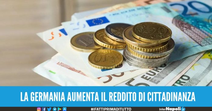 Germania e Italia vivono realtà diverse. Da una parte il reddito aumenta dall'altra viene cancellato.