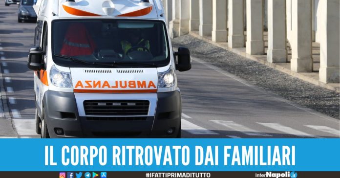 bimba morta ustioni casertano