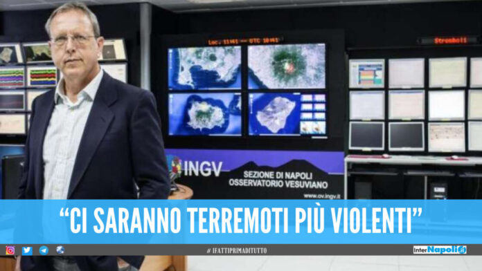 Dopo il terremoto ai Campi Flegrei il vulcanologo Giuseppe De Natale mette tutti in allerta.