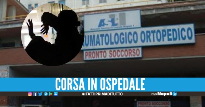 Ferito un 14enne a Napoli, si cercano gli aggressori