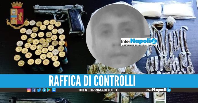 Blitz a San Pietro a Patierno, sorpreso con una pistola e arrestato
