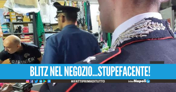 Droga nel negozio di abbigliamento, blitz nel Casertano arrestato commerciante