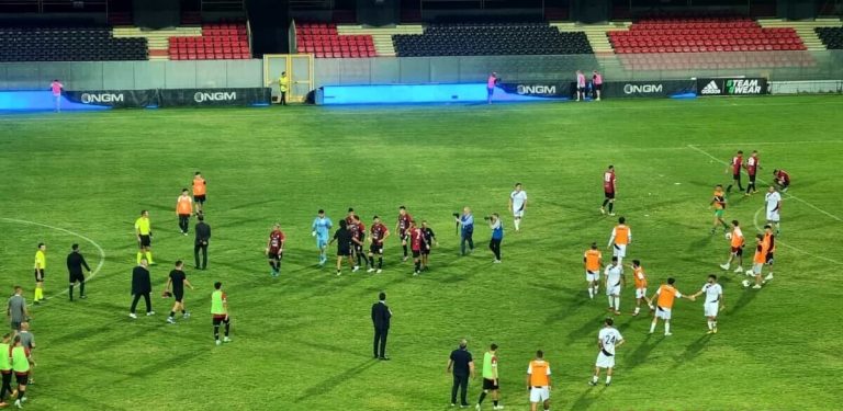 Serie C-Girone C. Cadono Giugliano e Avellino. Turris, Juve Stabia e Latina al comando della classifica