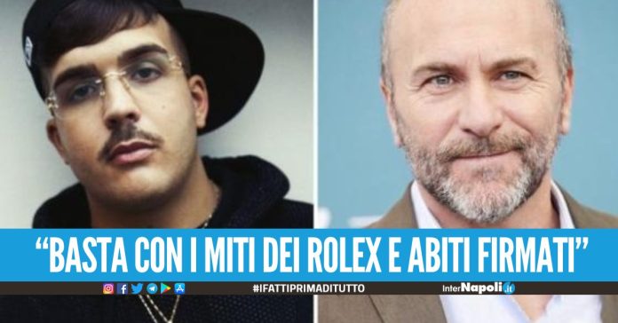 Gallo a Geolier Prenda le distanze da alcuni suoi testi. La replica del rapper A 16 anni nessuno dovrebbe avere una pistola