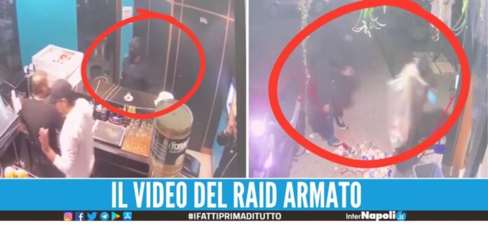 Rapinano il bar in 8 minuti, paura tra dipendenti e clienti a Barra