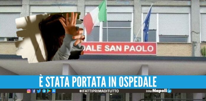 Follia nella scuola a Napoli, maestra picchiata dai genitori