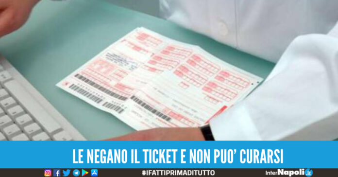 L'Asl nega l'esenzione sanitaria ad una donna malata per un debito del 2012.