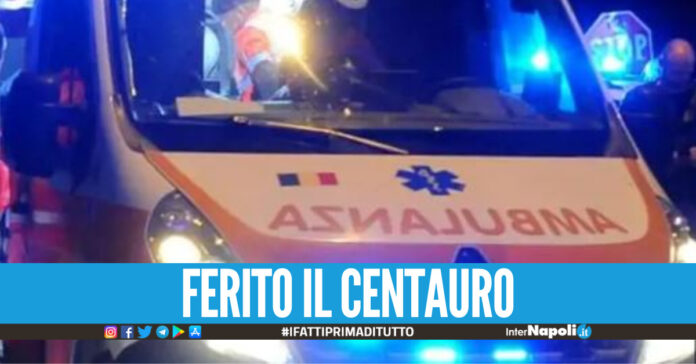 Foto di repertorio ambulanza