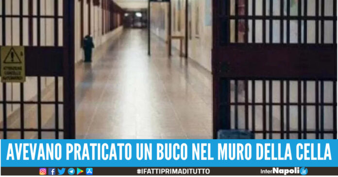 detenuti evadono carcere airola