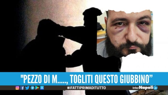 Picchiato in strada a Napoli per uno stemma antifascista sul giubbino