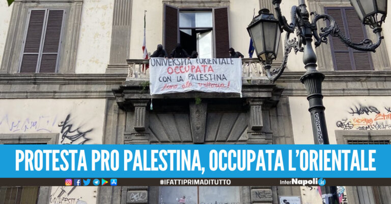 Occupata l’Università Orientale di Napoli: “Basta bombardamenti su Gaza, Palestina libera”