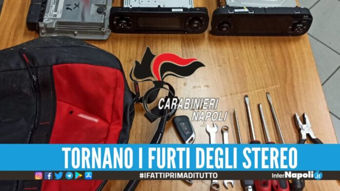 Trovato il kit dei ladri d'auto a Castellammare, sputano le chiavi 'universali'
