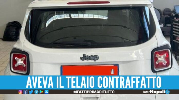 Guidava una Jeep Renegade rubata a Napoli, 24enne bloccato in autostrada