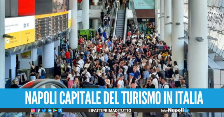 L'aeroporto di Napoli vola, boom di passeggeri per le feste: oltre 420mila arrivi a Capodichino