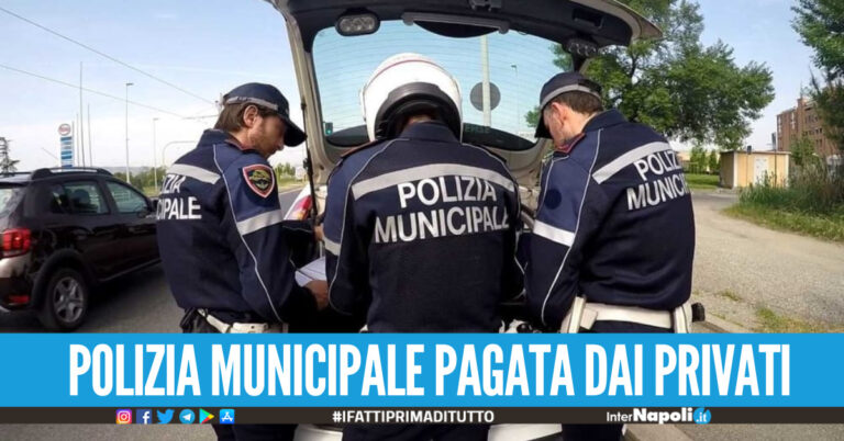 Eventi privati a Napoli, la polizia municipale sarà pagata dagli organizzatori