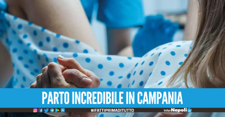 Incredibile parto in Campania, donna con due uteri e due vagine dà alla luce un bimbo