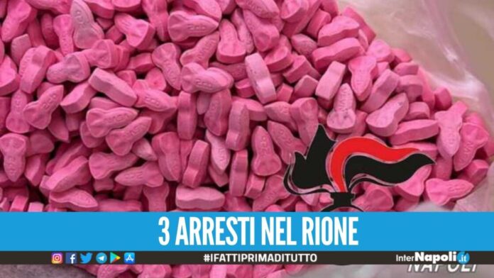 Scoperta la 'casa della cocaina' rosa a Forcella, blitz nel laboratorio