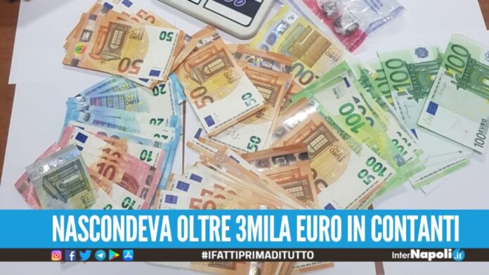 Strano via vai dal basso nella Sanità, i Falchi scoprono lo spaccio a domicilio