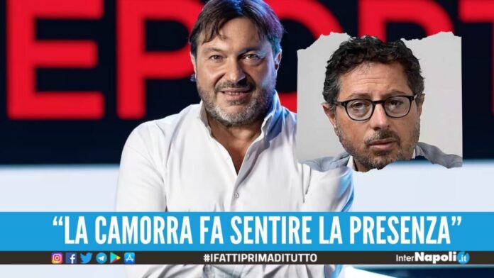 Report arriva a Napoli, intervista a Borrelli e scoppia il caos in piazza