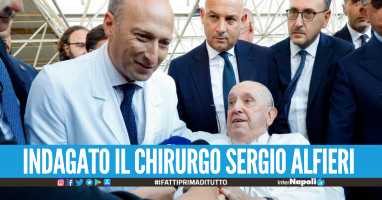 Il chirurgo del Papa indagato per falso: “Risultava in sala operatoria ma faceva visite private”