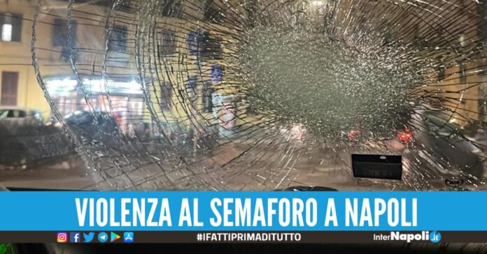 semaforo lavavetri napoli