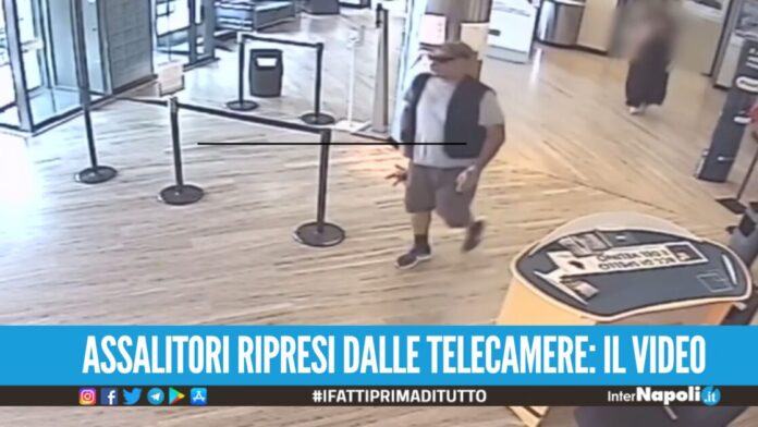 Rubano 170mila euro in 3 banche, scattano le manette a Napoli