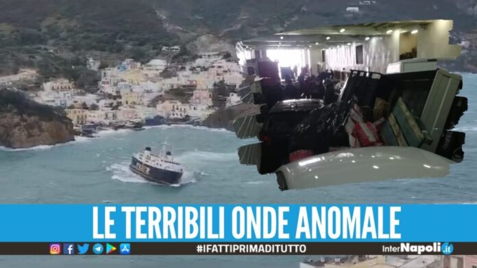 Traghetto Formia-Ponza in balia delle onde anomale, paura per 37 passeggeri