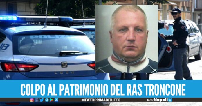 Stangata contro Vitale Troncone, sequestro da 800mila euro per il ras di Fuorigrotta