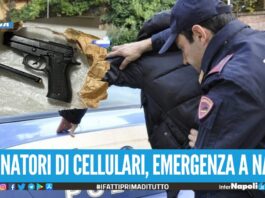 Allarme a Napoli, in azione i rapinatori di cellulari: due colpi in poche ore