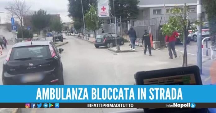 sosta selvaggia ospedale di giugliano