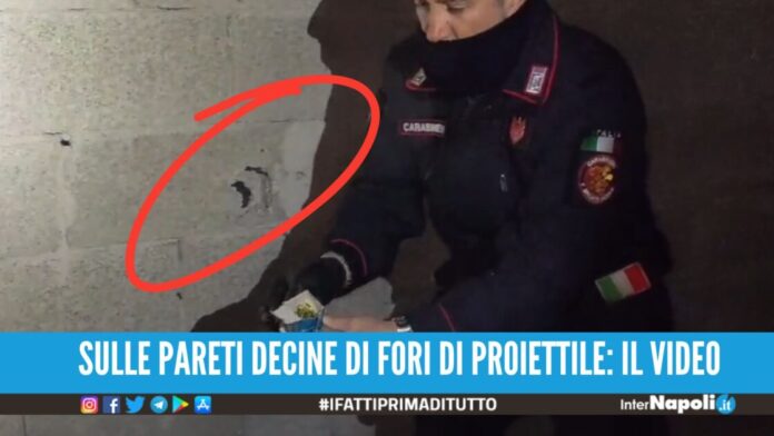 Si allenavano a sparare nella vecchia scuola, la scoperta a Torre Annunziata