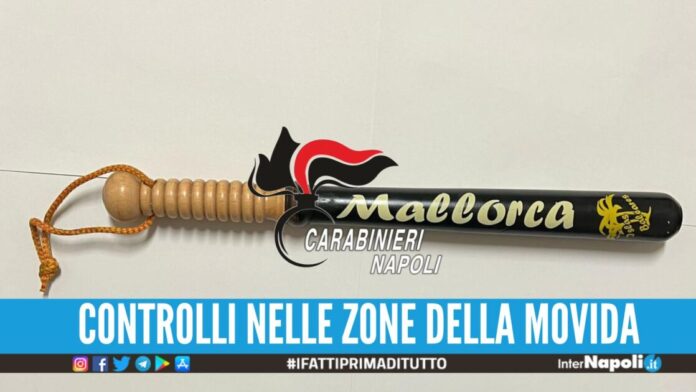 Girano in strada con coltello e manganello, 2 giovani denunciati a Napoli. Armi, sempre armi e nelle mani di giovanissimi ma