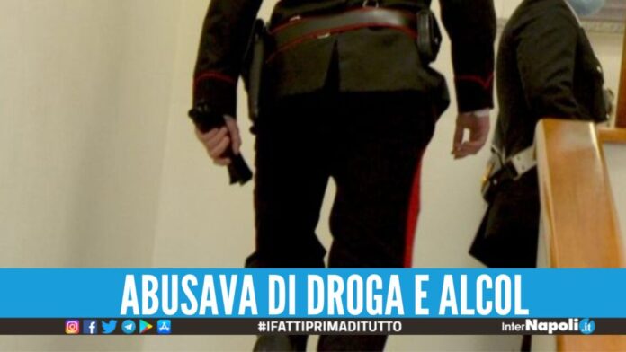 Minaccia il figlio e l'ex marito a Sant'Antimo, arrestata una 46enne
