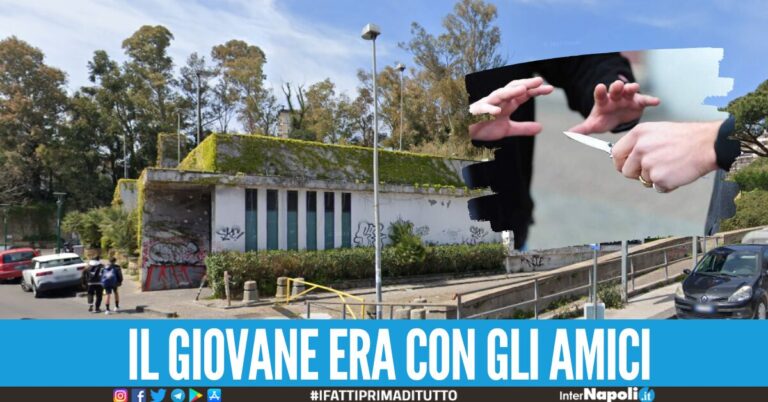 Terrore alla stazione della metropolitana a Napoli, 21enne accoltellato alla gola