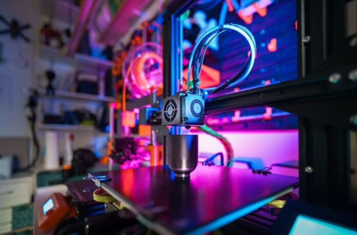 La stampa 3D sta producendo onde inaspettate. Immagine di Jakub Zerdzicki su Pexels.