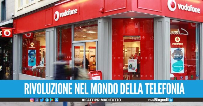 Addio Vodafone, dopo oltre 20 anni il marchio telefonico sparirà dall'Italia